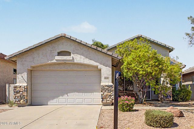 6526 W ORAIBI Drive, Glendale, AZ 85308