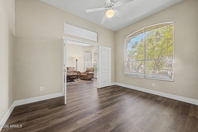 6526 W ORAIBI Drive, Glendale, AZ 85308