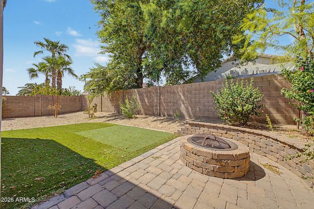 6526 W ORAIBI Drive, Glendale, AZ 85308