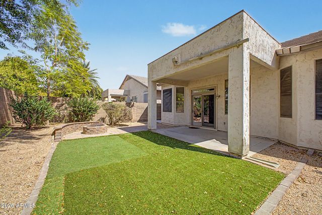 6526 W ORAIBI Drive, Glendale, AZ 85308