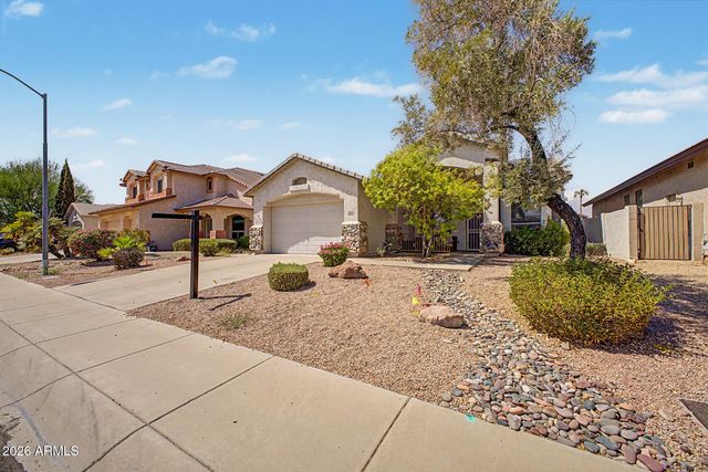 6526 W ORAIBI Drive, Glendale, AZ 85308