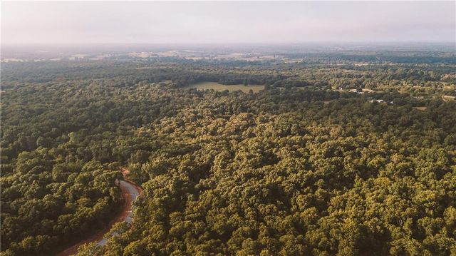 Ridge Creek Road, Tribbey, OK 74852
