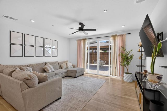 10018 Mont Blanc Lane, Stockton, CA 95219