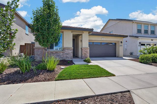 10018 Mont Blanc Lane, Stockton, CA 95219