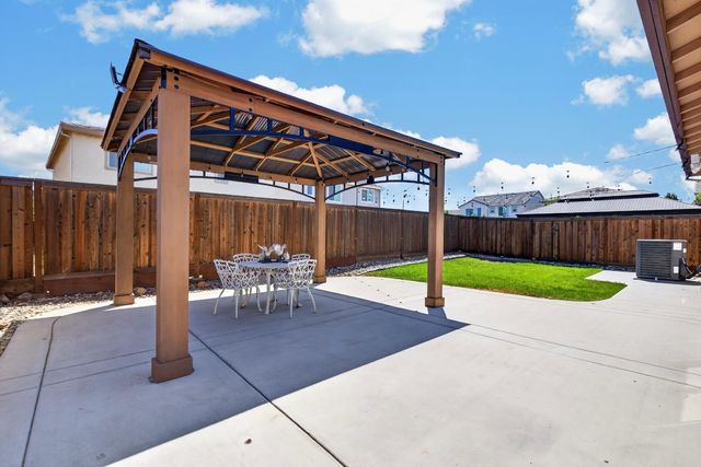 10018 Mont Blanc Lane, Stockton, CA 95219