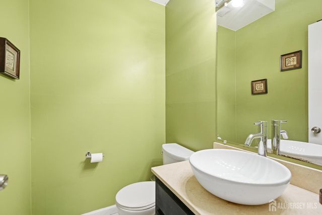 1636 Arthur Avenue, North Brunswick, NJ 08902