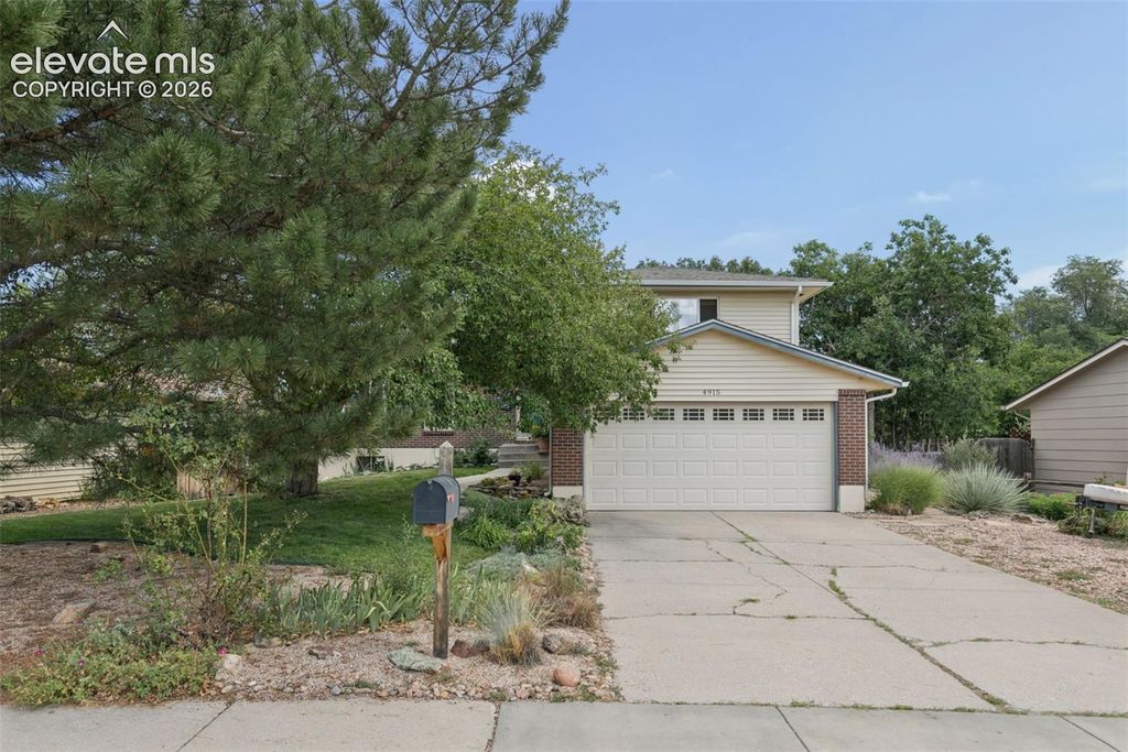4915 Brown Valley Lane, Colorado Springs, CO 80918 — exterior