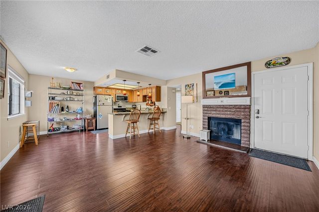 101 Luna Way 164, Las Vegas, NV 89145