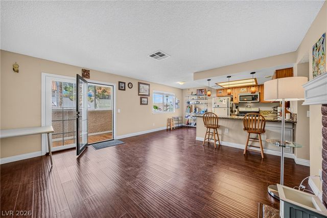 101 Luna Way 164, Las Vegas, NV 89145