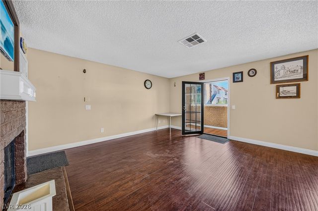 101 Luna Way 164, Las Vegas, NV 89145