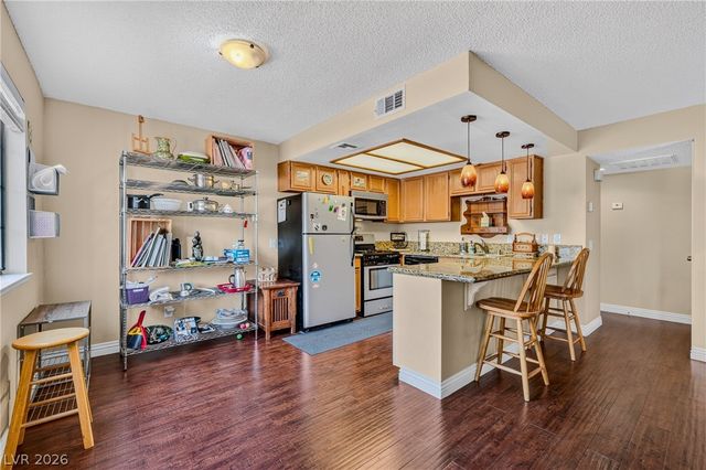 101 Luna Way 164, Las Vegas, NV 89145