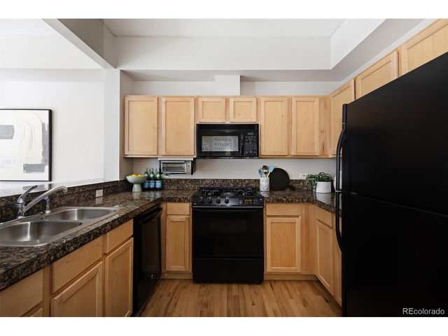 1699 N Downing St 108, Denver, CO 80218