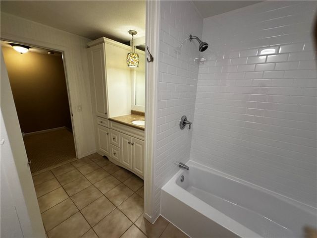 205 Woodside Drive, North Providence, RI 02904