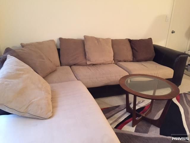 77 Liberty Street 33, Little Ferry, NJ 07643