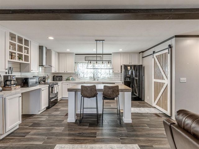 24047 MacArthur Avenue, Blanchard, OK 73010