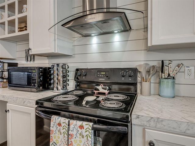 24047 MacArthur Avenue, Blanchard, OK 73010