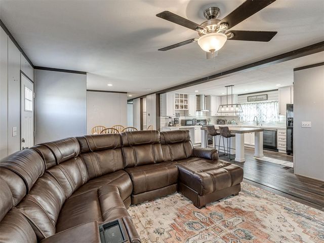 24047 MacArthur Avenue, Blanchard, OK 73010