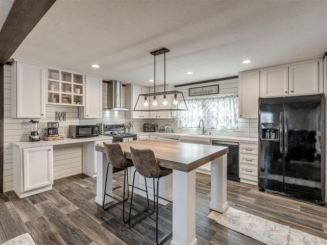 24047 MacArthur Avenue, Blanchard, OK 73010