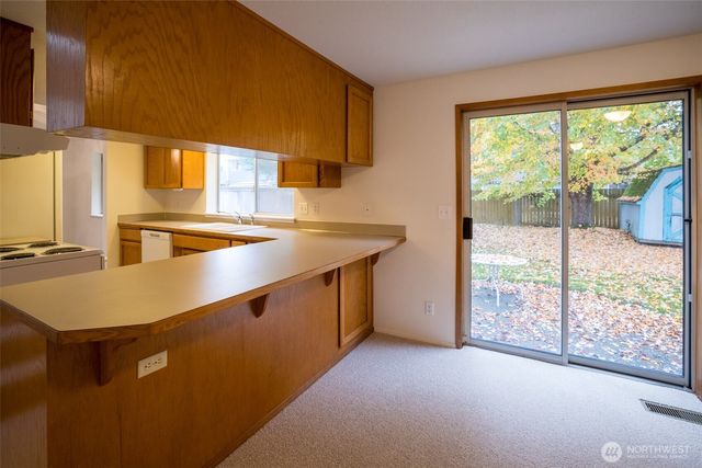 6026 57th Avenue SE, Lacey, WA 98513