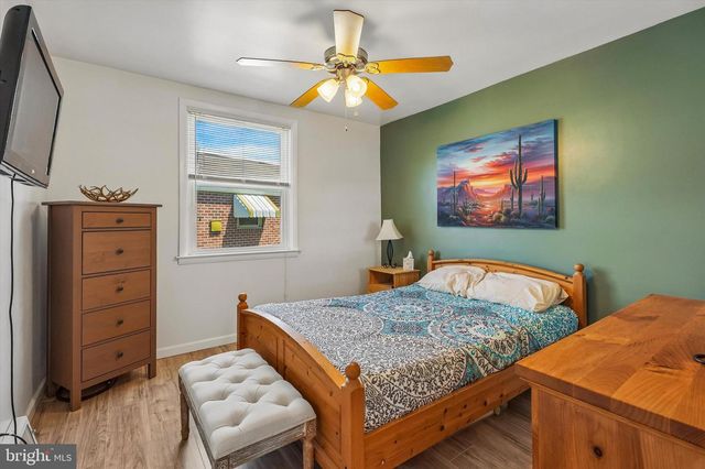 565 DOMINO LN, Philadelphia, PA 19128