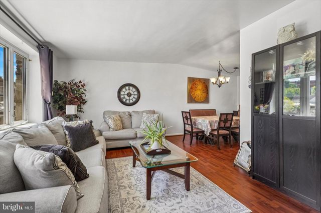 565 DOMINO LN, Philadelphia, PA 19128