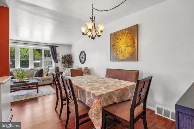 565 DOMINO LN, Philadelphia, PA 19128