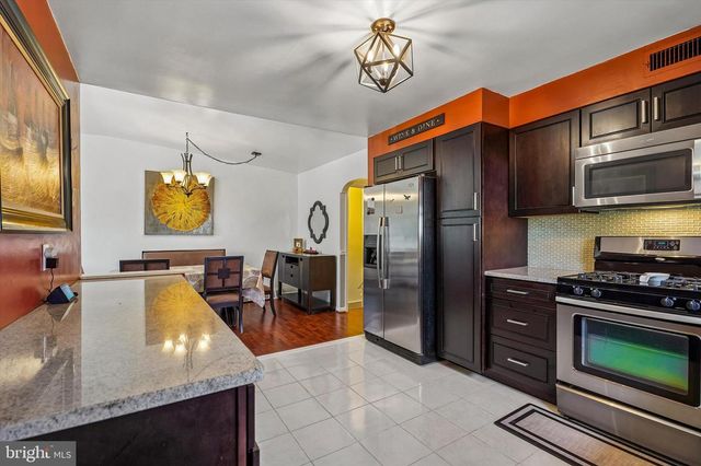 565 DOMINO LN, Philadelphia, PA 19128