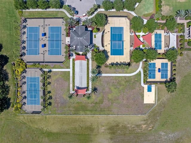228 BAYOU BEND ROAD, Groveland, FL 34736