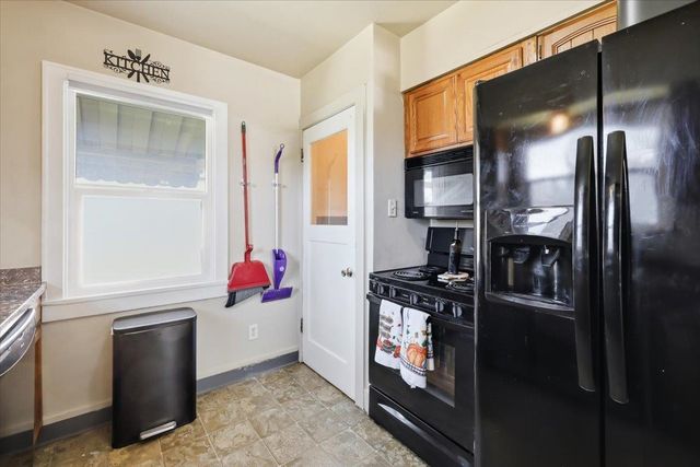 2025 E Glass Ave, Spokane, WA 99207