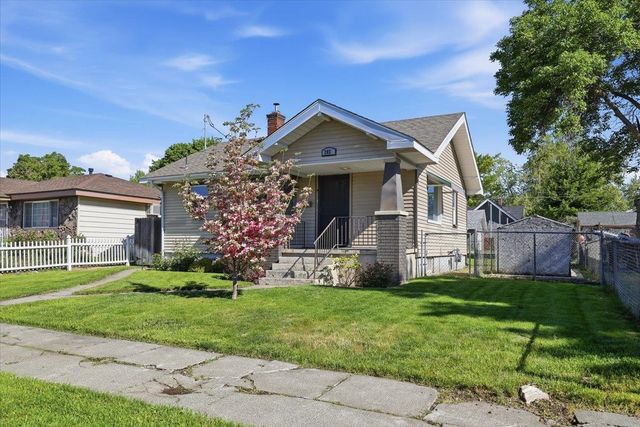 2025 E Glass Ave, Spokane, WA 99207