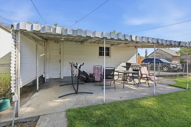 2025 E Glass Ave, Spokane, WA 99207