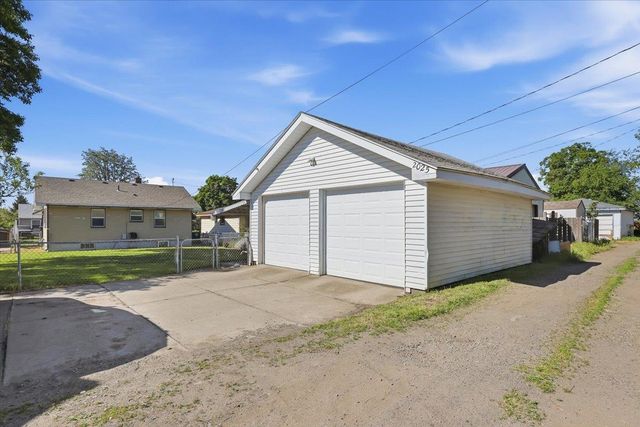 2025 E Glass Ave, Spokane, WA 99207