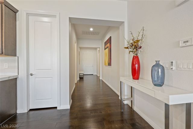 3084 Porte La Paz Avenue, Henderson, NV 89044