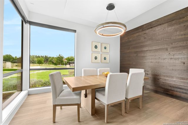 211 Wellesley Hill, Shavano Park, TX 78231