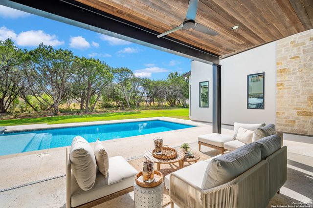 211 Wellesley Hill, Shavano Park, TX 78231