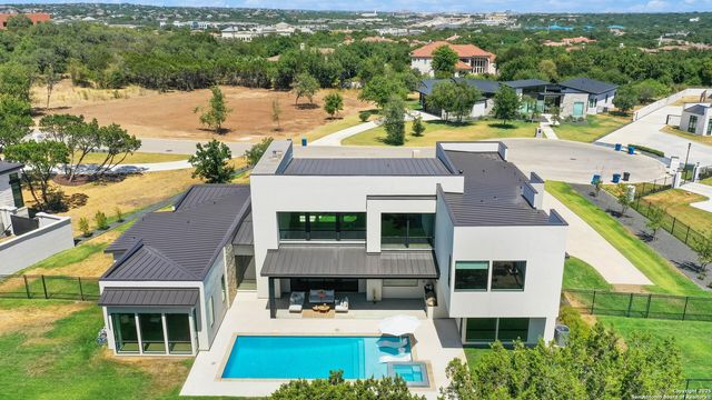 211 Wellesley Hill, Shavano Park, TX 78231