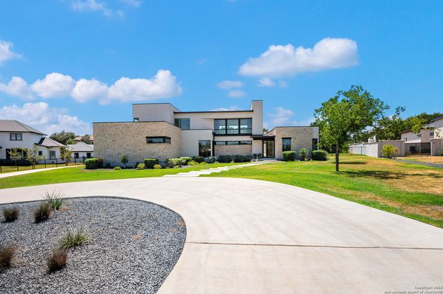 211 Wellesley Hill, Shavano Park, TX 78231