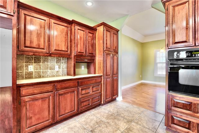 15076 Crawford Point Road, Rogers, AR 72756