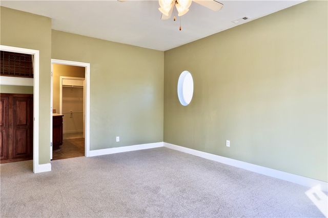 15076 Crawford Point Road, Rogers, AR 72756