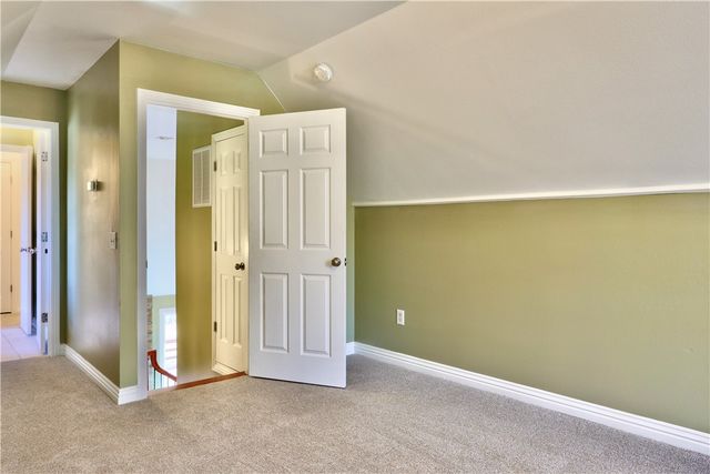 15076 Crawford Point Road, Rogers, AR 72756