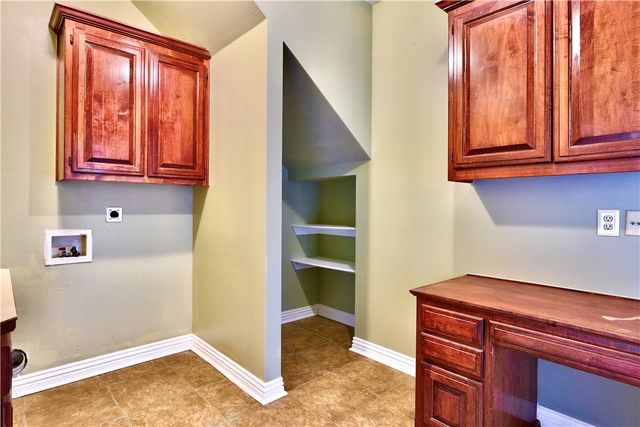 15076 Crawford Point Road, Rogers, AR 72756