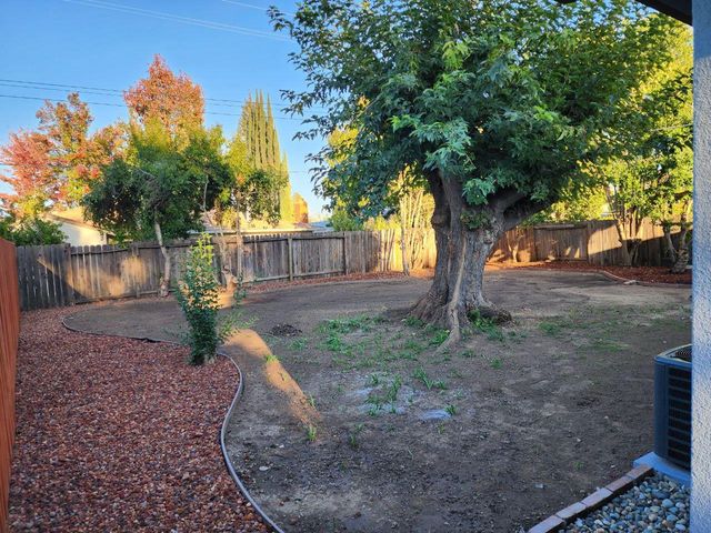 2413 Cordova Ln, Rancho Cordova, CA 95670