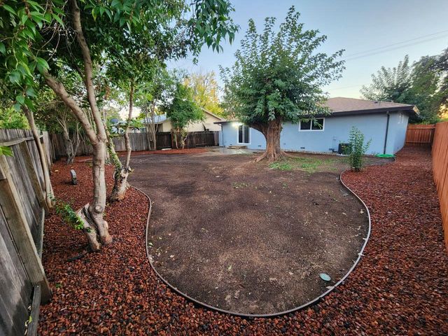 2413 Cordova Ln, Rancho Cordova, CA 95670