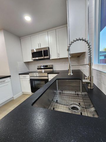 2413 Cordova Ln, Rancho Cordova, CA 95670