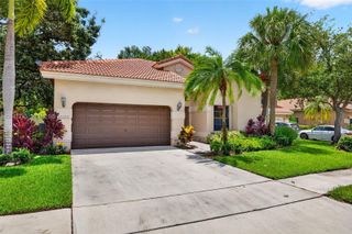 1380 NW 103rd Ter, Plantation, FL 33322