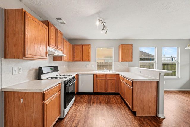 11842 Sardis Lake Drive, Tomball, TX 77375