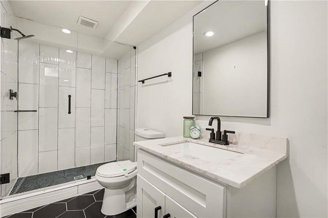 2596 Shetland Drive, Decatur, GA 30033