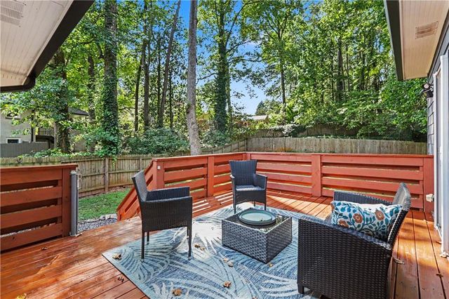 2596 Shetland Drive, Decatur, GA 30033
