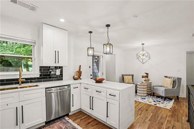 2596 Shetland Drive, Decatur, GA 30033