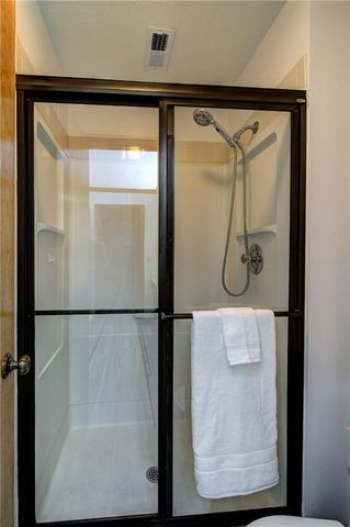 236 SW Raintree Drive, Lee's Summit, MO 64082